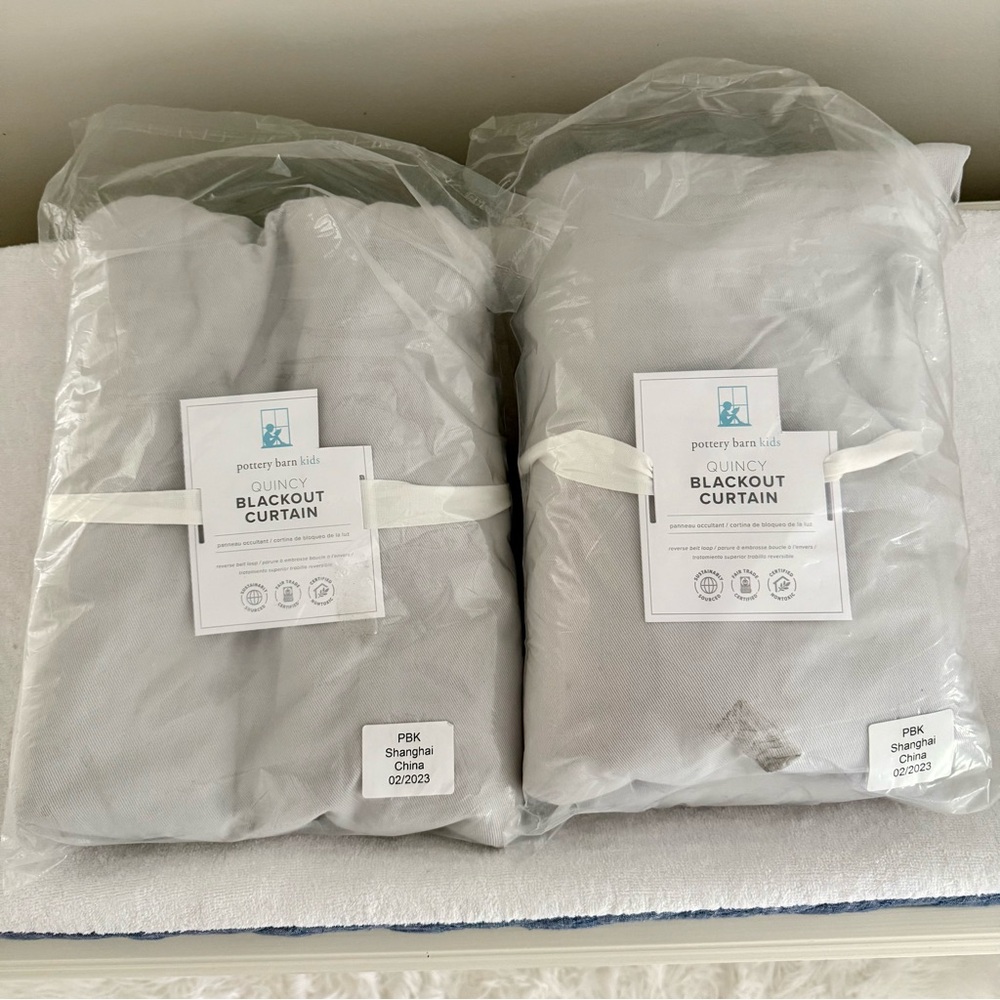 Pottery Barn Quincy Cotton Canvas Blackout Curtain 44x92 Light Grey (2 Panels)